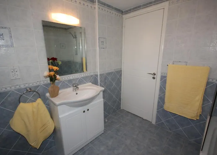 Three Bedroom With Private Pool And Landscaped Garden Close To The Pissoúri