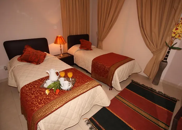 Three Bedroom With Private Pool And Landscaped Garden Close To The Pissoúri